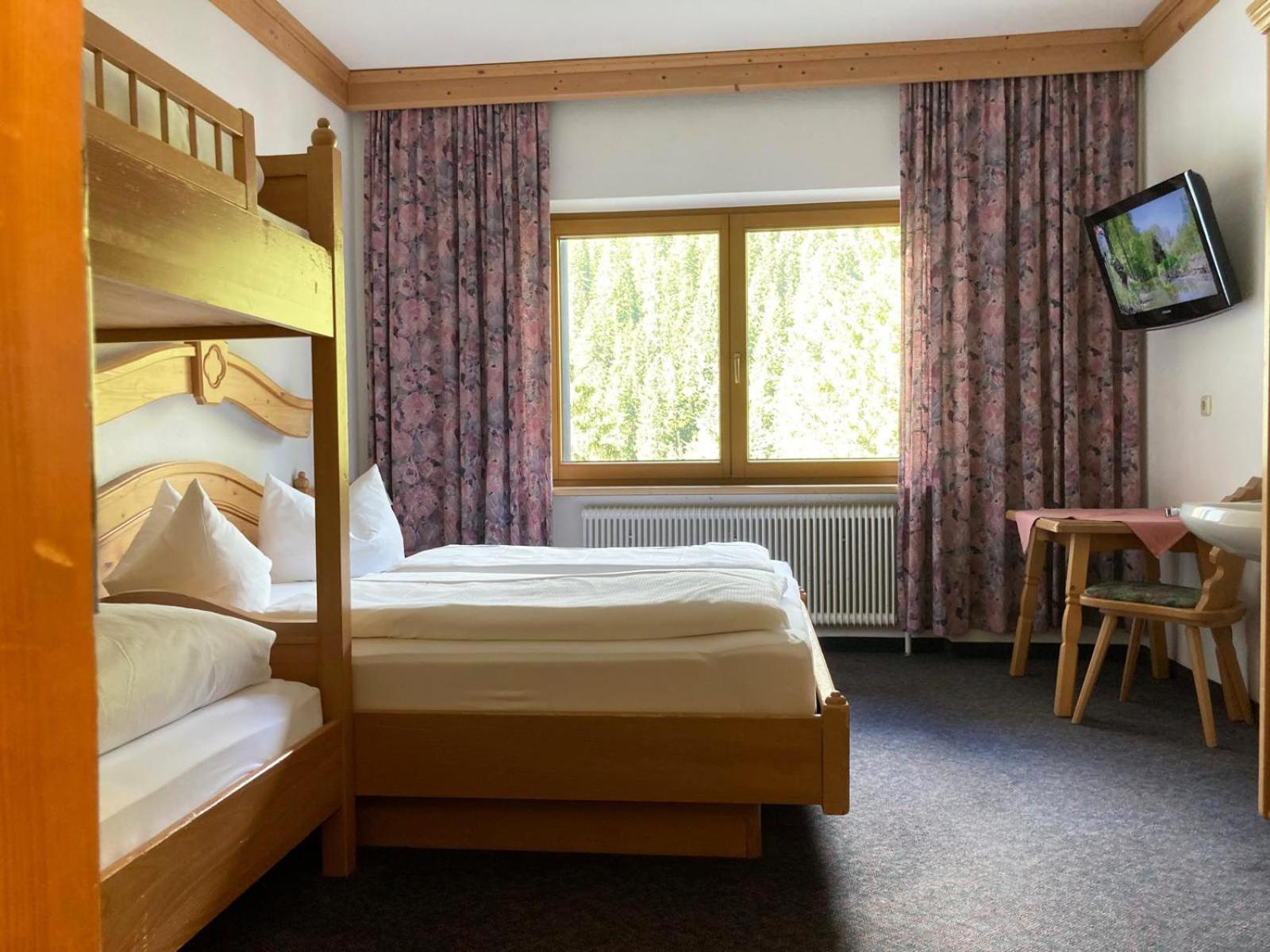 Haus Martina In Hochfuegen - Ohne Verpflegung Luaran gambar